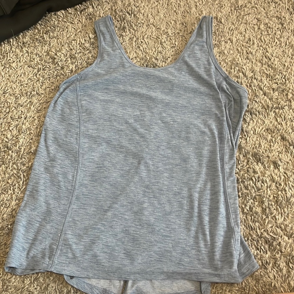 blue workout top